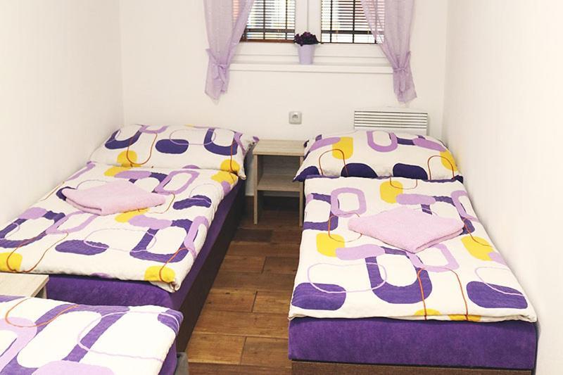 Homestay Vinny Sklep Michal Zimolka Mutenice